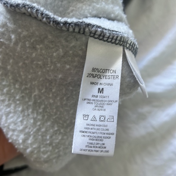 Men’s LRG hoodie - Picture 7 of 9